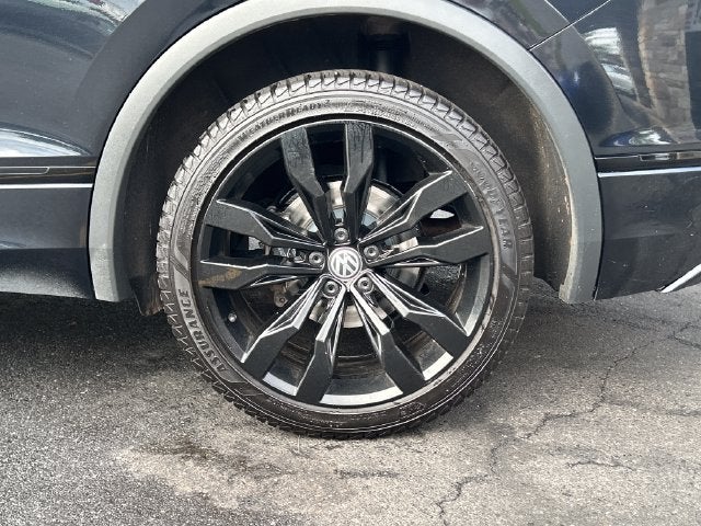 2021 Volkswagen Tiguan 2.0T SE R-Line Black
