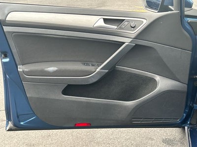 2016 Volkswagen Golf TSI S 4-Door