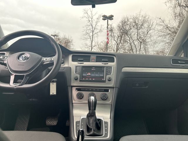 2016 Volkswagen Golf TSI S 4-Door