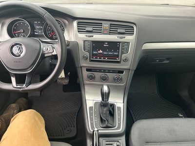 2016 Volkswagen Golf TSI S 4-Door