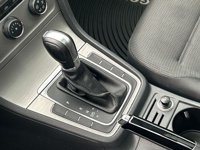 2016 Volkswagen Golf TSI S 4-Door