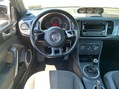 2012 Volkswagen Beetle 2.0 TSi