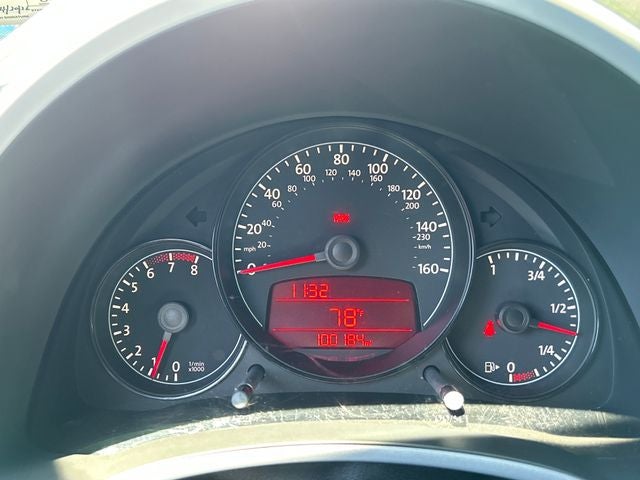 2012 Volkswagen Beetle 2.0 TSi