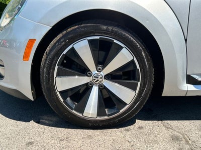 2012 Volkswagen Beetle 2.0 TSi