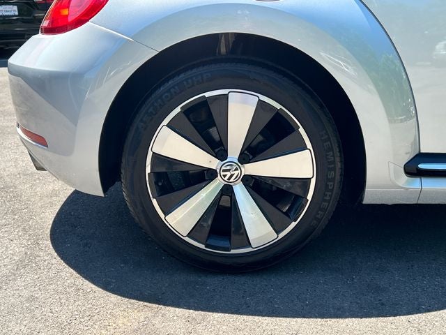 2012 Volkswagen Beetle 2.0 TSi