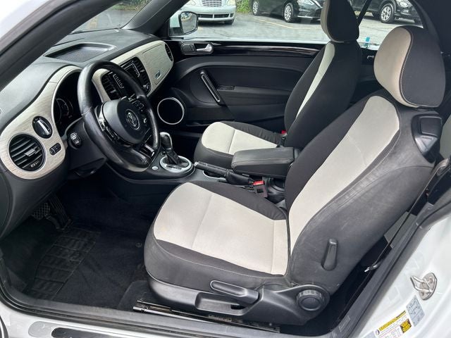 2018 Volkswagen Beetle 2.0T Coast