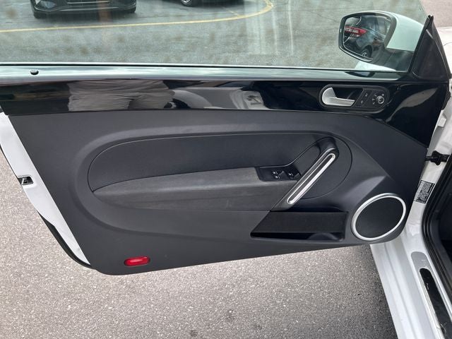 2018 Volkswagen Beetle 2.0T Coast