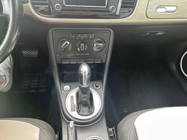 2018 Volkswagen Beetle 2.0T Coast