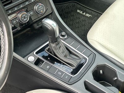 2021 Volkswagen Jetta R-Line