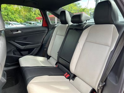 2021 Volkswagen Jetta R-Line