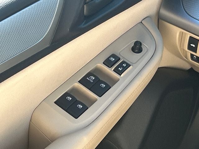 2015 Subaru Legacy 2.5i