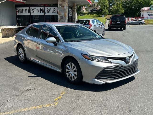 2019 Toyota Camry Hybrid LE