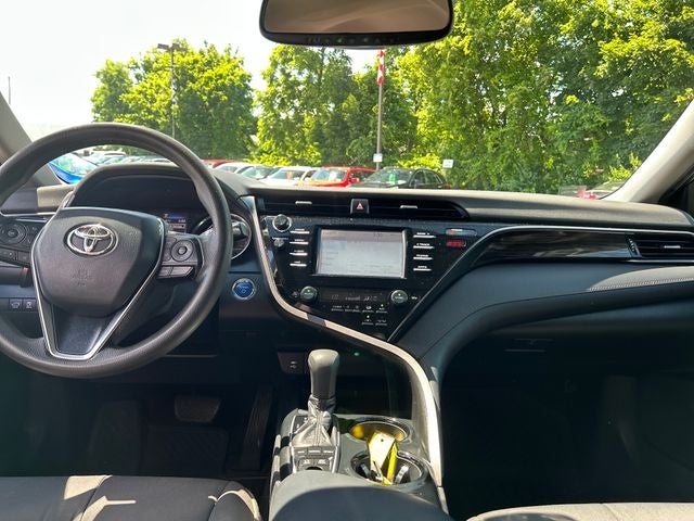 2019 Toyota Camry Hybrid LE