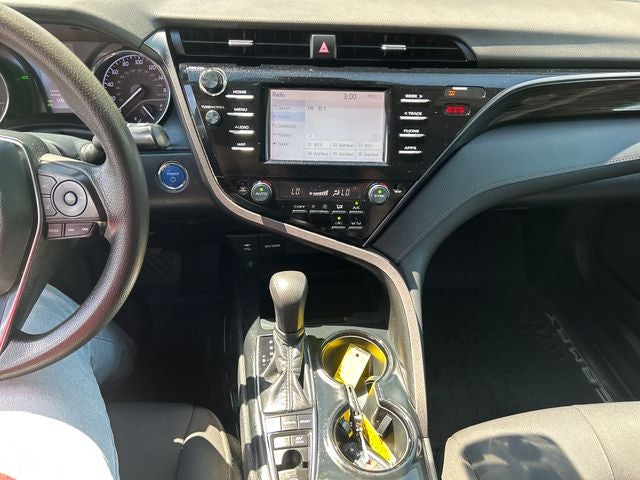 2019 Toyota Camry Hybrid LE