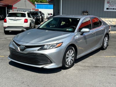 2019 Toyota Camry Hybrid LE