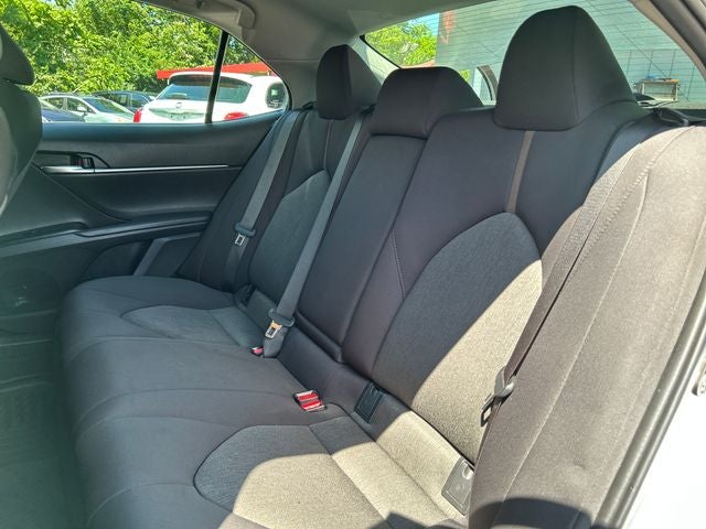 2019 Toyota Camry Hybrid LE