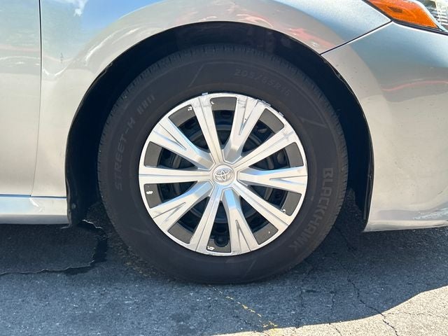 2019 Toyota Camry Hybrid LE