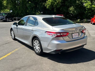 2019 Toyota Camry Hybrid LE