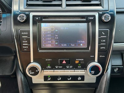 2014 Toyota Camry SE