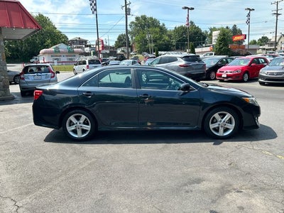 2014 Toyota Camry SE