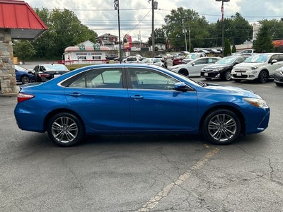 2017 Toyota Camry SE