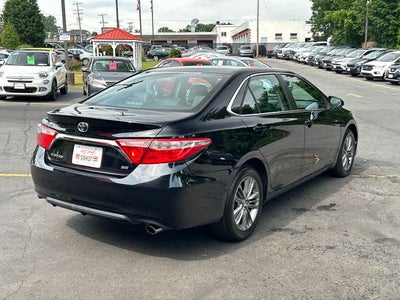 2017 Toyota Camry SE