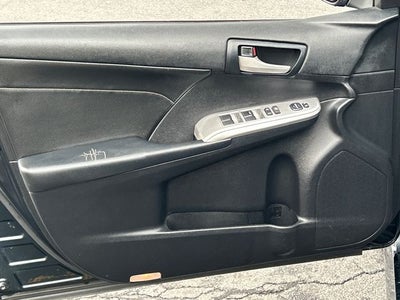 2014 Toyota Camry SE