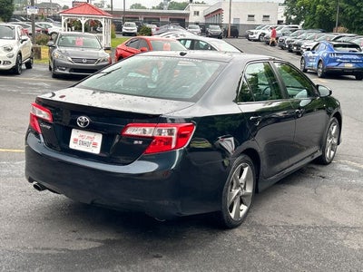 2014 Toyota Camry SE