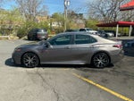 2022 Toyota Camry Hybrid SE
