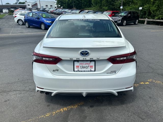 2021 Toyota Camry Hybrid XSE