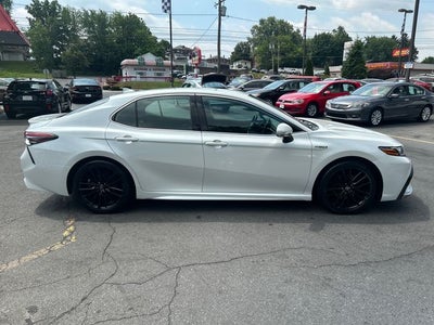2021 Toyota Camry Hybrid XSE