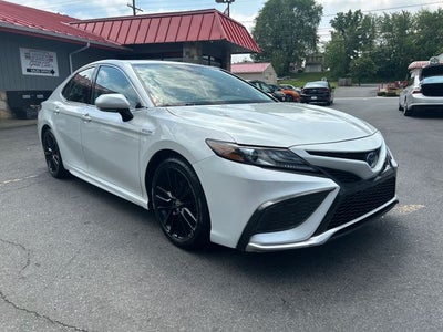 2021 Toyota Camry Hybrid XSE
