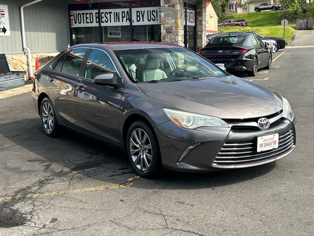 2016 Toyota Camry XLE