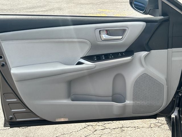 2016 Toyota Camry XLE