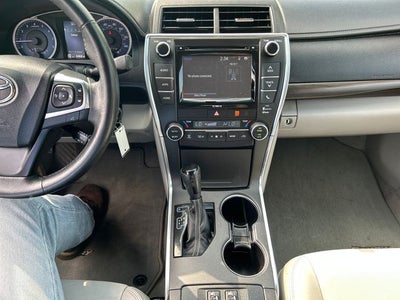 2016 Toyota Camry XLE