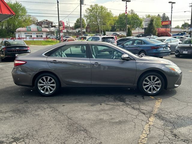 2016 Toyota Camry XLE