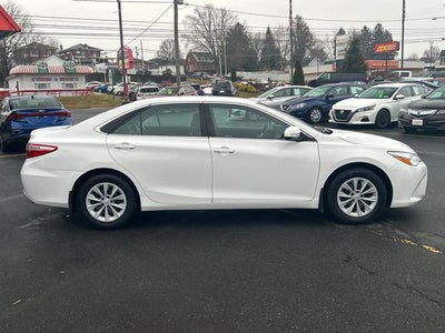 2016 Toyota Camry LE