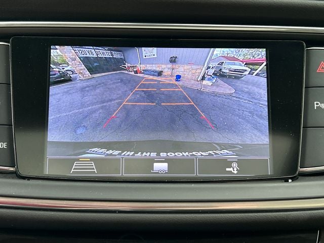 2021 Buick Enclave Essence