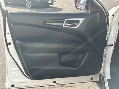 2018 Nissan Pathfinder S