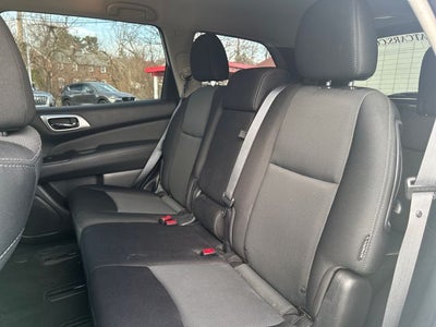 2018 Nissan Pathfinder S