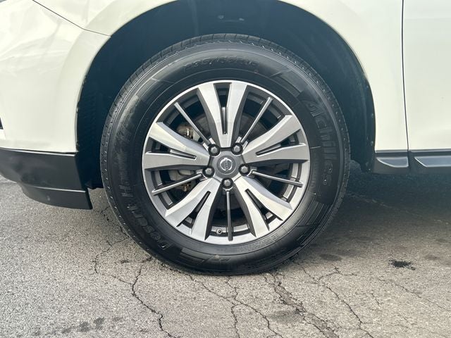 2018 Nissan Pathfinder S