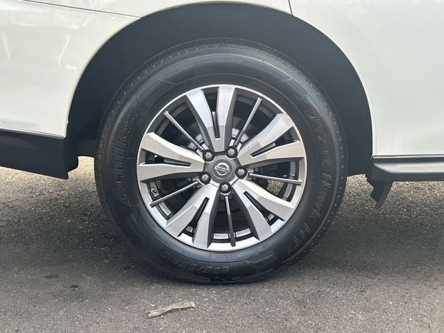 2018 Nissan Pathfinder S