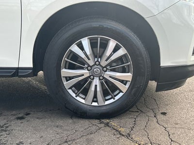 2018 Nissan Pathfinder S