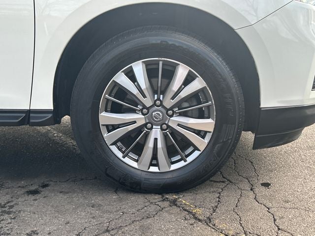 2018 Nissan Pathfinder S