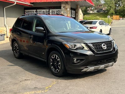 2019 Nissan Pathfinder SL