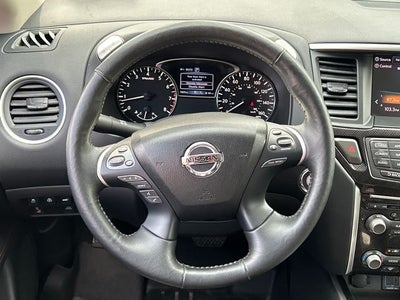 2019 Nissan Pathfinder SL