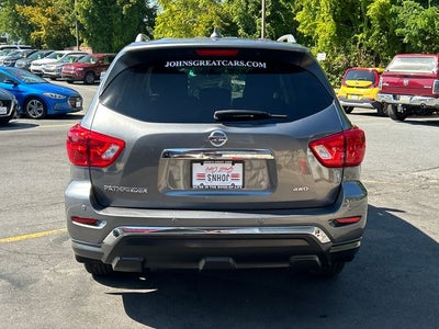 2019 Nissan Pathfinder S