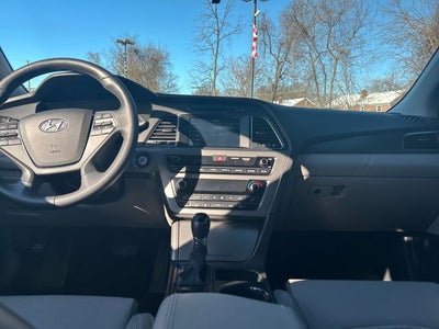 2016 Hyundai Sonata Base
