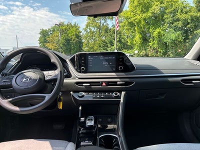 2022 Hyundai Sonata SE