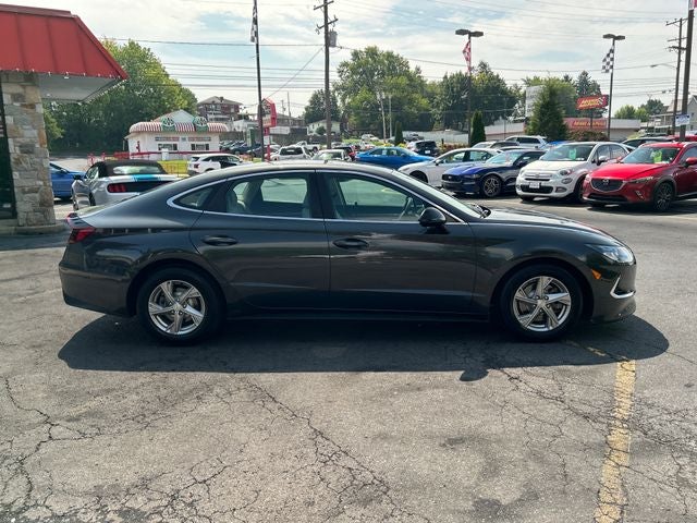 2022 Hyundai Sonata SE